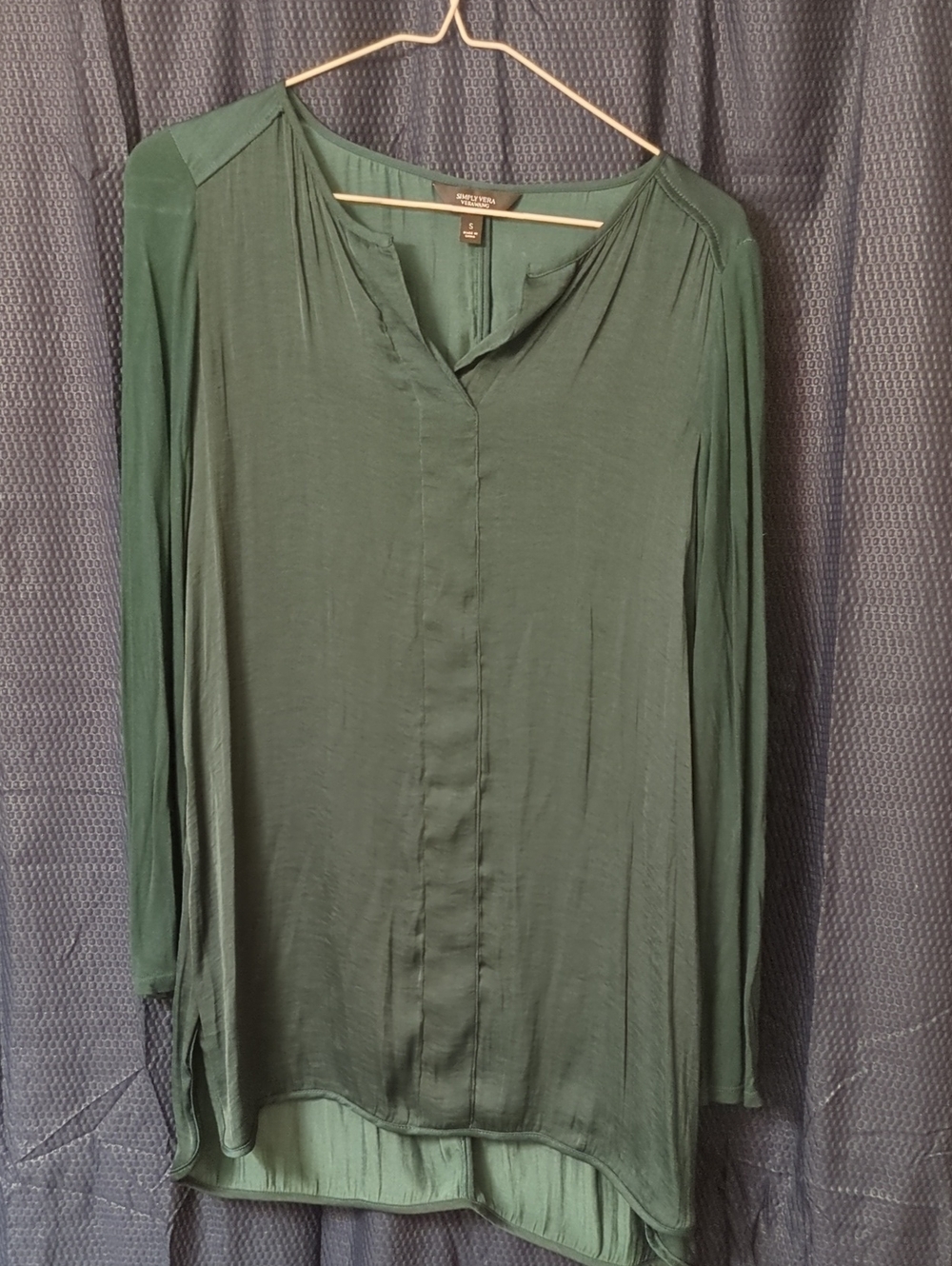 Vera wang Forest Green Long-Sleeve V-Neck Tunic